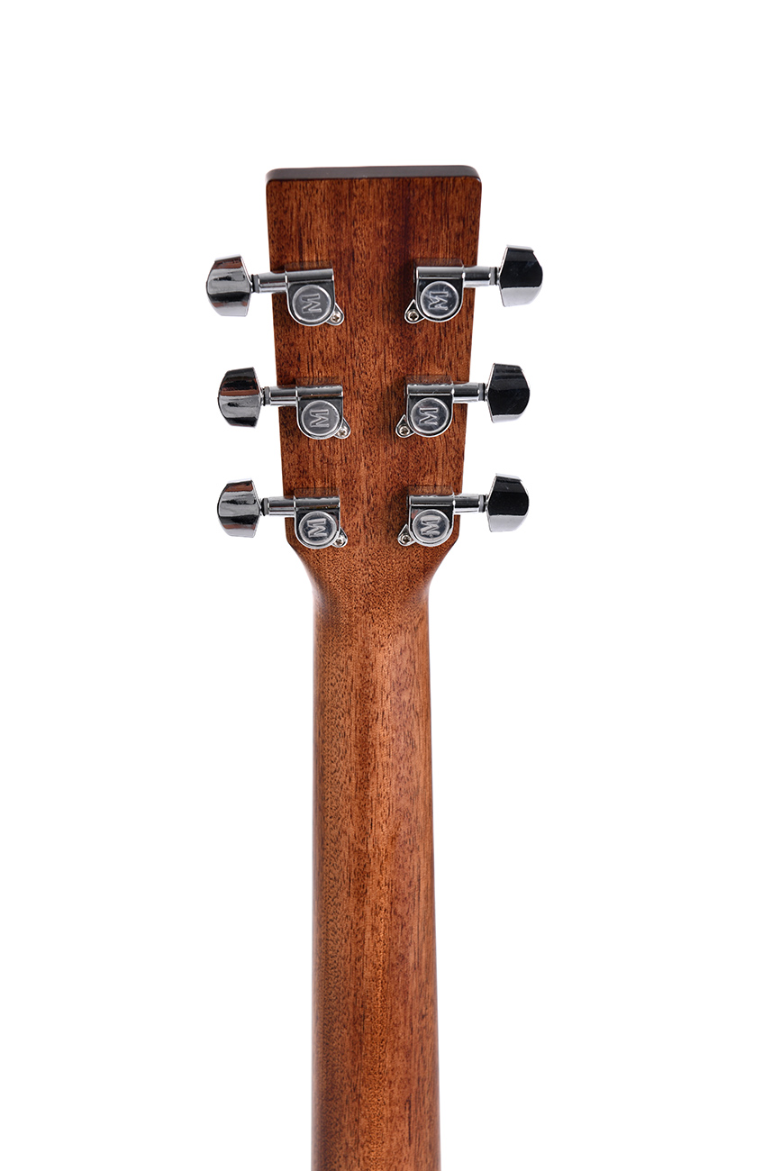 Sigma DTC1ESB Westerngitarre Dreadnought, massive Fichtendecke, mit Pickup, sunburst