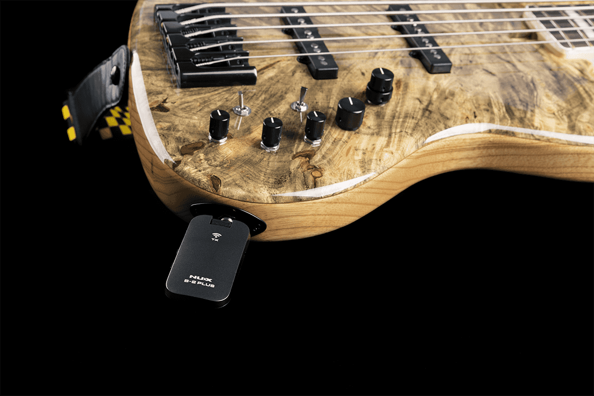 NUX B2 Plus 2,4 GHz Wireless System für Gitarre & Bass