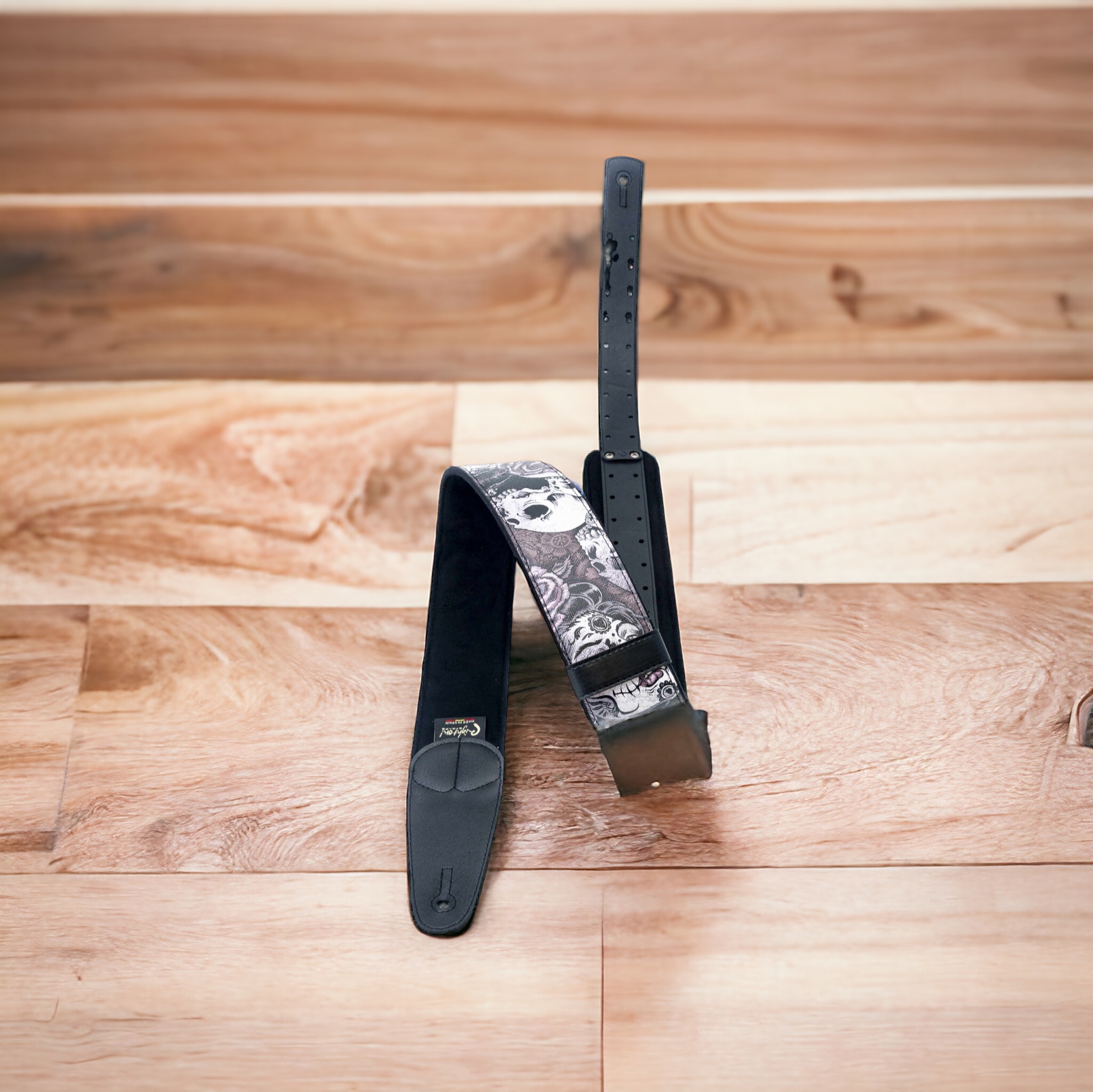 RightOn! Mojo Death's Touch Gitarrengurt mit Totenköpfen