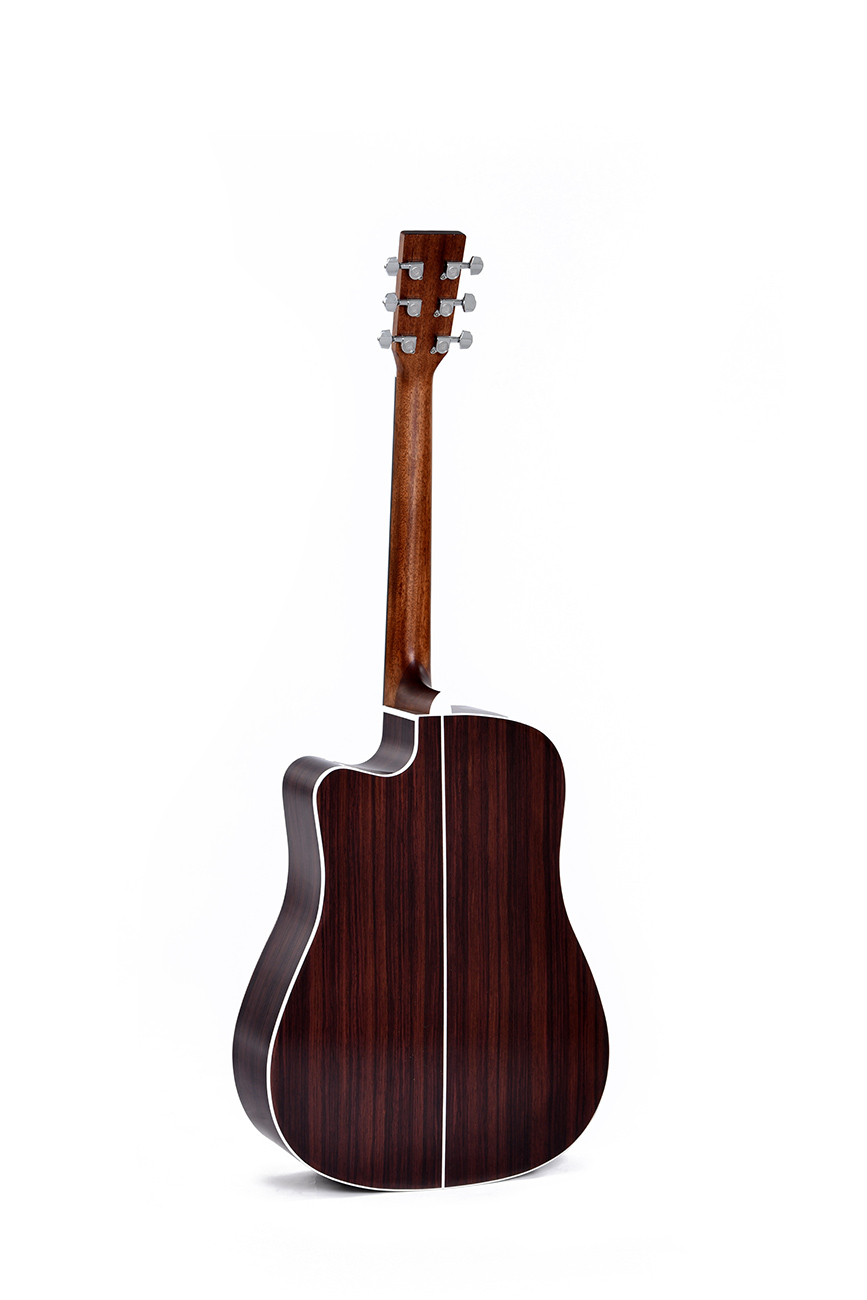 Sigma DTC1ESB Westerngitarre Dreadnought, massive Fichtendecke, mit Pickup, sunburst