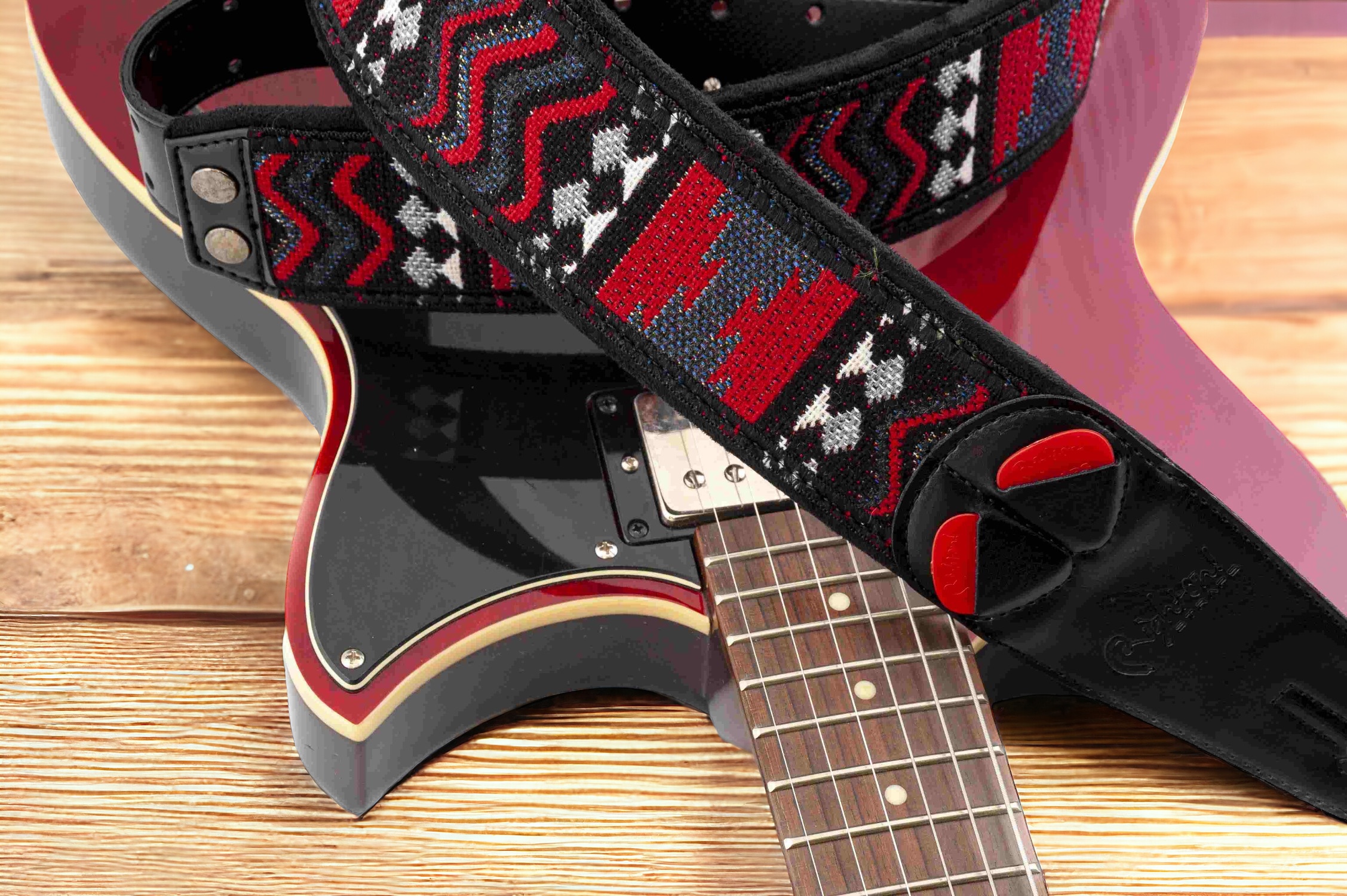 RightOn! Gitarrengurt Mojo Azteca schwarz