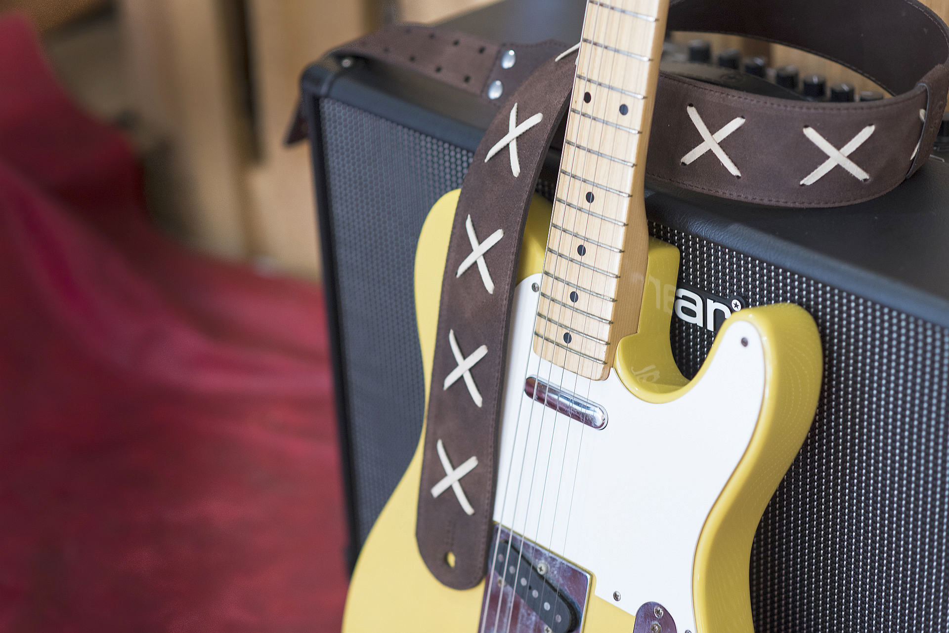 RightOn! Gitarrengurt Special Legend David Gilmour braun